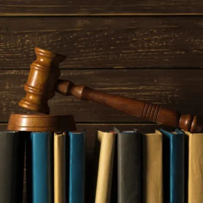 Финансово право - адвокат по банково и финансово право - Полина Писарска